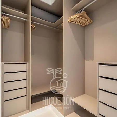 Higueronrentals Afrika Apartment